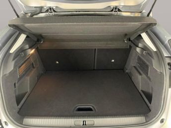 Citroen e-C4 50kWh Shine (136 ps) - REVERSE CAM - HEATED STEERING - BLIND SPO