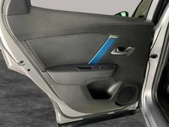 Citroen e-C4 50kWh Shine (136 ps) - REVERSE CAM - HEATED STEERING - BLIND SPO