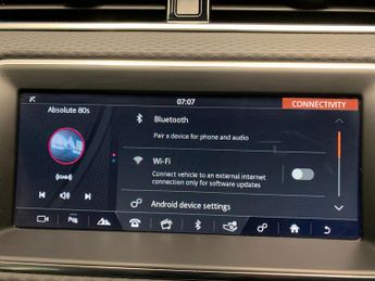 Land Rover Range Rover Evoque 2.0 D150 MHEV 4WD (150 ps) - CRUISE - PARK SENSORS - 17IN ALLOYS