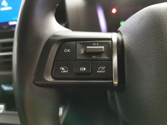 Citroen e-C4 50kWh Shine (136 ps) - REVERSE CAM - HEATED STEERING - BLIND SPO