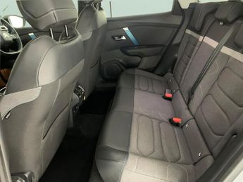 Citroen e-C4 50kWh Shine (136 ps) - REVERSE CAM - HEATED STEERING - BLIND SPO