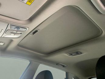 Kia Niro 1.6 GDi 4 DCT (139 bhp) - LED - REVERSE CAM - NAV