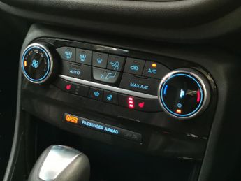 Ford Puma 1.0T EcoBoost ST-Line X DCT (125 ps) - LED - NAV - HEATED SEATS