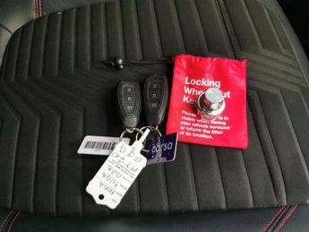 Ford Puma 1.0T EcoBoost ST-Line X DCT (125 ps) - LED - NAV - HEATED SEATS