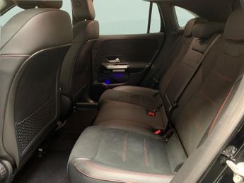 Mercedes-Benz EQA EQA 250+ 70.5kWh AMG Line (190 ps) - ADAPTIVE LIGHTS - HEATED LE