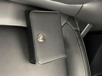 MG MG ZS 44.5kWh Exclusive (143 ps) - HEATED SEATS - NAV - BLIND SPOT ASS