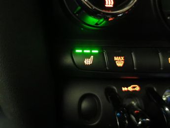 Mini Electric Hatch Cooper SE 32.6kWh Level 2 (184 ps) - REVERSE CAM - NAV - HEATED 