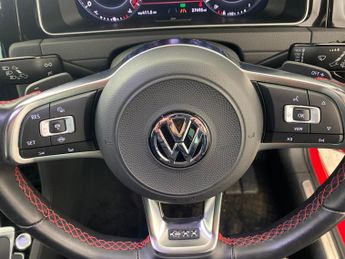 Volkswagen Golf 2.0 TSI GPF GTI Performance DSG (245 ps) - REVERSE CAM - HEATED 