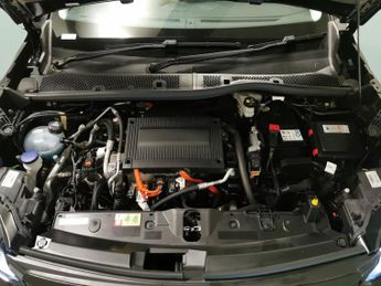 Peugeot E-2008 50kWh Active Premium (136 ps) - CRUISE - SPEED LIMIT RECOG - AIR