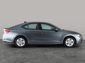 Skoda Octavia 1.0 TSI e-TEC MHEV SE Technology DSG (110 ps) - PARK SENSORS - A