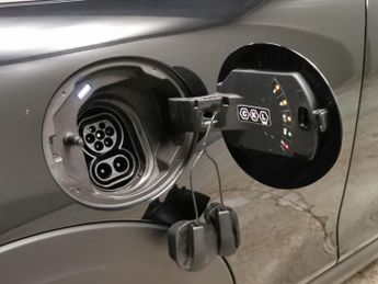 Mini Electric Hatch Cooper SE 32.6kWh Level 2 (184 ps) - REVERSE CAM - NAV - HEATED 