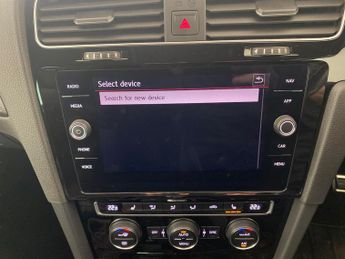 Volkswagen Golf 2.0 TSI GPF GTI Performance DSG (245 ps) - REVERSE CAM - HEATED 