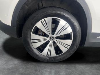 Mercedes-Benz EQA EQA 250+ 70.5kWh Sport (190 ps) - NAV - HEATED LEATHER - MIRROR 