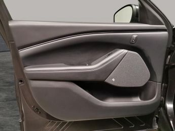 Ford Mustang Mach-e Extended Range 91kWh Automatic (294 ps) - REVERSE CAM - HEATED S