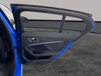 BMW 1 Series 1.5 118i M Sport (LCP) DCT (136 ps) - LEATHER - PERFORMANCE CONT