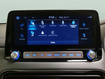 Hyundai Kona 64kWh Premium (10.5kW Charger) (204 ps) - HEATED SEATS - HEATED 