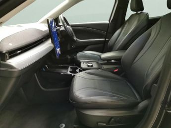 Ford Mustang Mach-e Extended Range 91kWh Automatic (294 ps) - REVERSE CAM - HEATED S