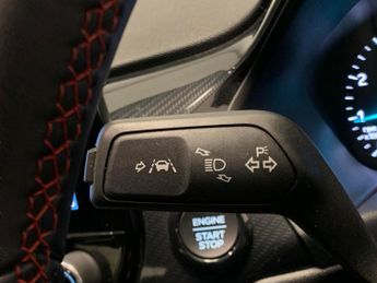 Ford Fiesta 1.0T EcoBoost MHEV ST-Line DCT (125 ps) - NAV - LANE DEPARTURE  