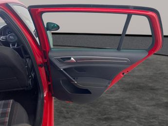 Volkswagen Golf 2.0 TSI GPF GTI Performance DSG (245 ps) - REVERSE CAM - HEATED 