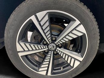 MG MG ZS 44.5kWh Exclusive (143 ps) - HEATED SEATS - NAV - BLIND SPOT ASS