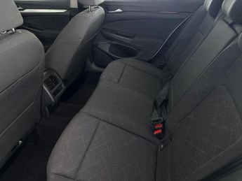 Volkswagen Golf 2.0 TDI Life DSG (115 ps) - LANE DEPARTURE  - WIFI - BLUETOOTH