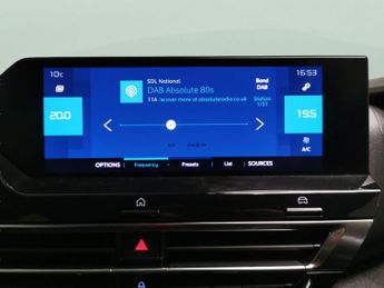 Citroen e-C4 50kWh Shine Plus (136 ps) - HEATED STEERING - BLIND SPOT ASSIST 