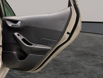 Ford Fiesta 1.0T EcoBoost MHEV ST-Line DCT (125 ps) - NAV - LANE DEPARTURE  