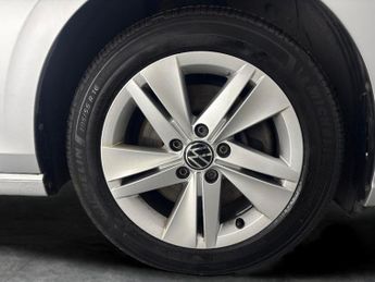 Volkswagen Golf 2.0 TDI Life DSG (115 ps) - LANE DEPARTURE  - WIFI - BLUETOOTH