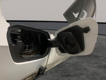 Volkswagen ID.3 Pro 58kWh Family (145 ps) - COMFORT PACK - BLUETOOTH - PARK SENS