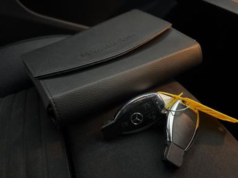 Mercedes-Benz CLA 2.1 CLA220d AMG Line Coupe 7G-DCT (177 ps) - PADDLE SHIFT - CLIM