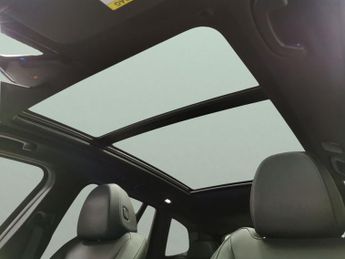 BMW iX3 80kWh Premier Edition (286 ps) - LEATHER - HEATED SEATS - NAV