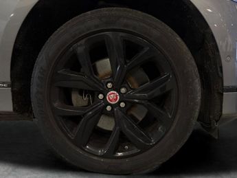 Jaguar I-PACE 400 90kWh HSE 4WD (400 ps) - MERIDIAN AUDIO - HEATED STEERING