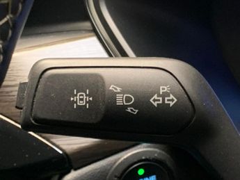 Ford Kuga 2.5 Duratec 14.4kWh Vignale Plug-in CVT (225 ps) - NAV - HEATED 