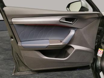 Cupra Formentor 2.0 TSI VZ3 DSG 4Drive (310 ps) - LED - REVERSE CAM - NAV