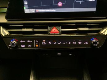 Kia Niro 64.8kWh 3 (201 bhp) - HEATED SEATS - NAV - HEATED STEERING