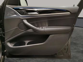 BMW iX3 80kWh Premier Edition (286 ps) - LEATHER - HEATED SEATS - NAV