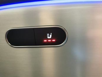 Mercedes-Benz EQA EQA 250+ 70.5kWh AMG Line (Premium) (190 ps) - NAV - ADAPTIVE LI