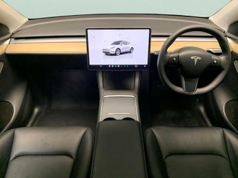 Tesla Model Y SUV RWD (346 ps) - LED - REVERSE CAM - NAV