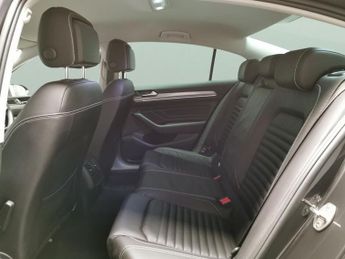 Volkswagen Passat 1.4 TSI 13kWh GTE Plug-in DSG (218 ps) - NAV - LED - VIENNA LEAT