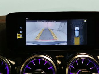 Mercedes-Benz EQA EQA 250+ 70.5kWh AMG Line (Premium) (190 ps) - NAV - ADAPTIVE LI