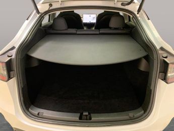 Tesla Model Y SUV RWD (346 ps) - LED - REVERSE CAM - NAV