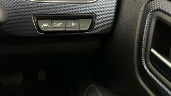 Renault Arkana 1.3 TCe MHEV Iconic EDC 2WD (140 ps) - CRUISE - SPEED LIMIT RECO