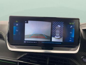 Peugeot E-2008 50kWh GT (136 ps) - LED - REVERSE CAM - NAV