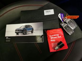 Mercedes-Benz EQA EQA 250+ 70.5kWh AMG Line (Premium) (190 ps) - NAV - ADAPTIVE LI