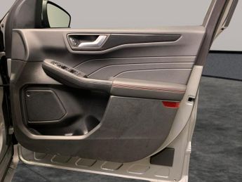 Ford Kuga 2.5 EcoBoost Duratec 14.4kWh ST-Line Plug-in CVT (225 ps) - CRUI