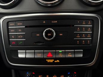 Mercedes-Benz CLA 2.1 CLA220d AMG Line Coupe 7G-DCT (177 ps) - PADDLE SHIFT - CLIM