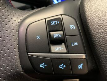 Ford Kuga 2.5 EcoBoost Duratec 14.4kWh ST-Line Plug-in CVT (225 ps) - CRUI