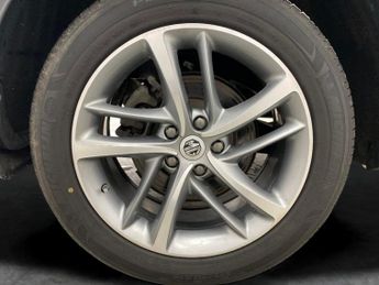 MG Mg Hs 1.5 T-GDI Exclusive DCT (162 ps) - HEATED SEATS - NAV - BLIND SP