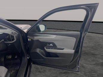 Vauxhall Mokka Electric 50kWh Elite Premium (136 ps) - HEATED SEATS - HEATED STEERING