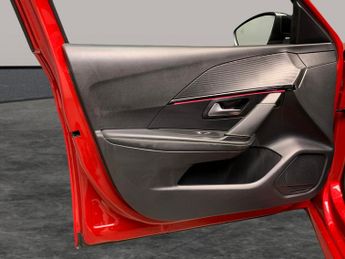 Peugeot E-208 50kWh GT (7kW Charger) (136 ps) - LED - REVERSE CAM - NAV